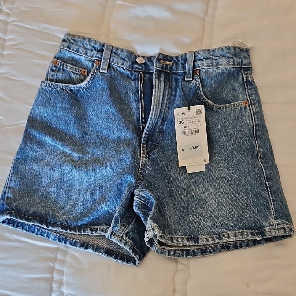 Zara  Blue Jean Denim Women's Shorts size 4